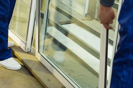 Commercial Glass Repair Technician in Royal Palm Beach, FL